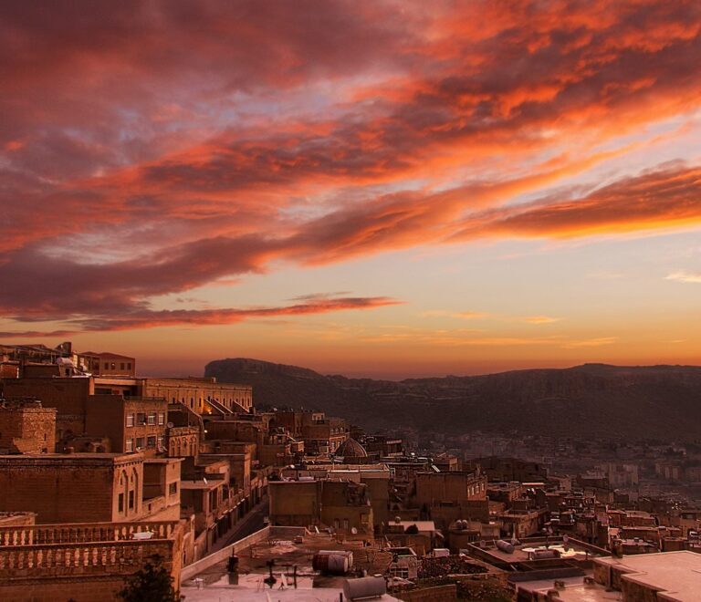 Mardin’de Gün Doğumu ve Gün Batımı Noktaları: En Güzel Manzaralar